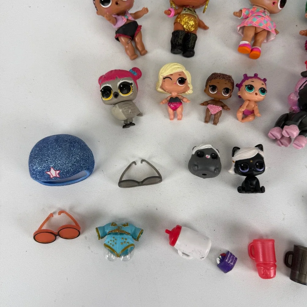 MGA LOL Surprise Doll Lot of 14 with 10 Accessories Pets Lil Sisters Glitter